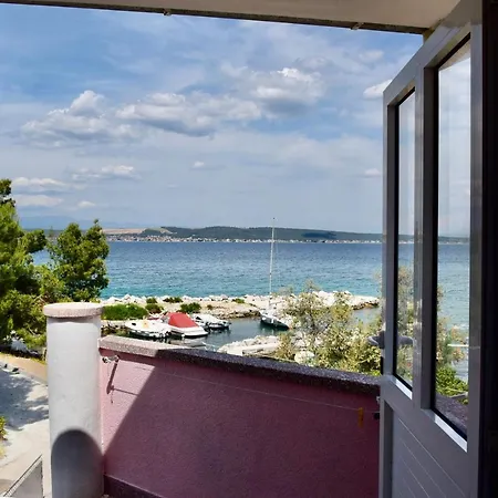 Holiday home Beachfront House 5+3 *